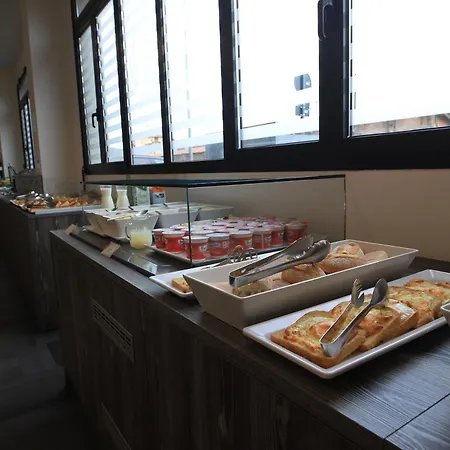 Hotel Tiby Modena