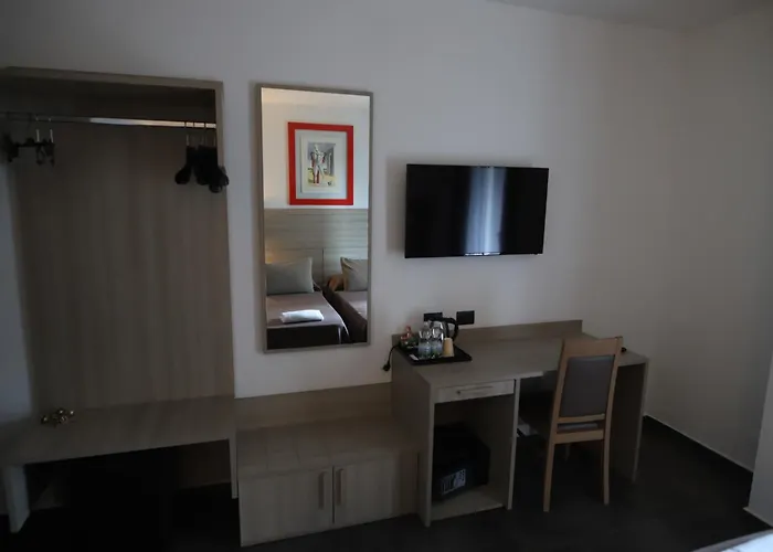 Tiby 3* Μόντενα