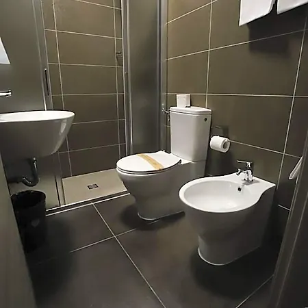 Hotel Tiby Modena