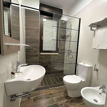 Hotel Tiby 3*
