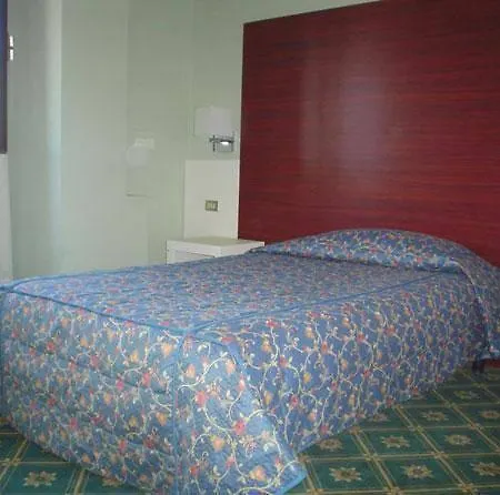 Tiby Hotel