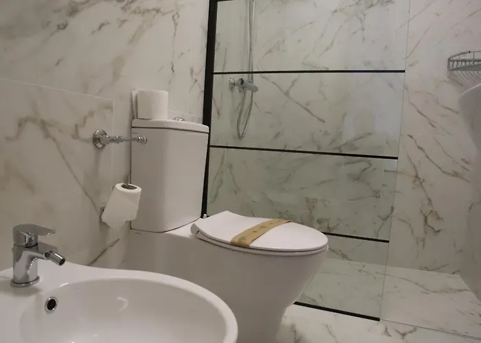 Tiby 3* Модена